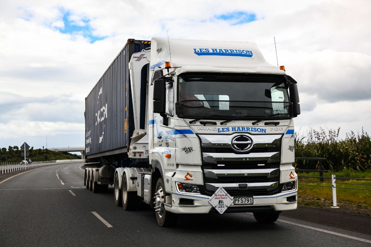 Container Movers truck and trailer unit