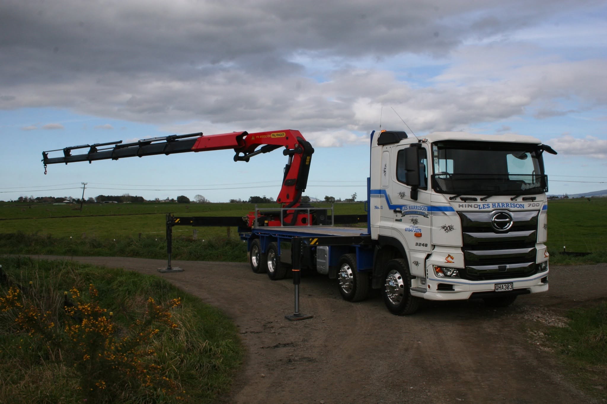 LHT Group hiab fleet truck
